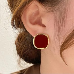 AR-003 Red Square Stud Earing